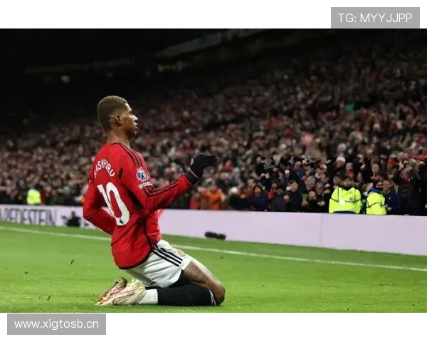 拉什福德撕裂防线的速度型边锋打法解析