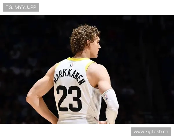 克莱·汤普森三分出手变化影响勇士关键时刻得分结构